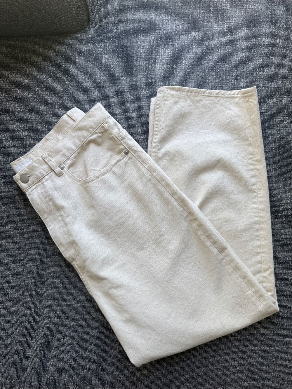 NWOT COS Bay Barrel Leg Jeans Cream White - Sz 10 - Picture 6 of 9